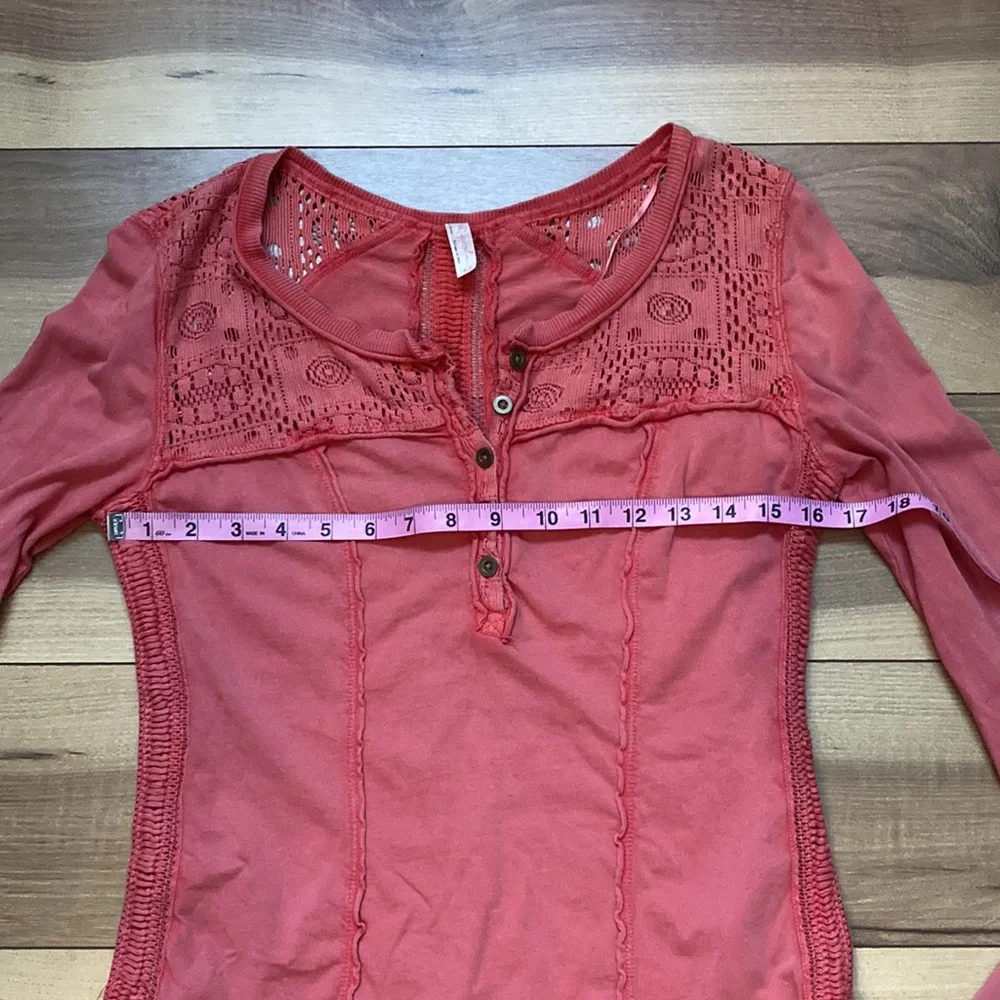 Free People boho long sleeve top. Size S